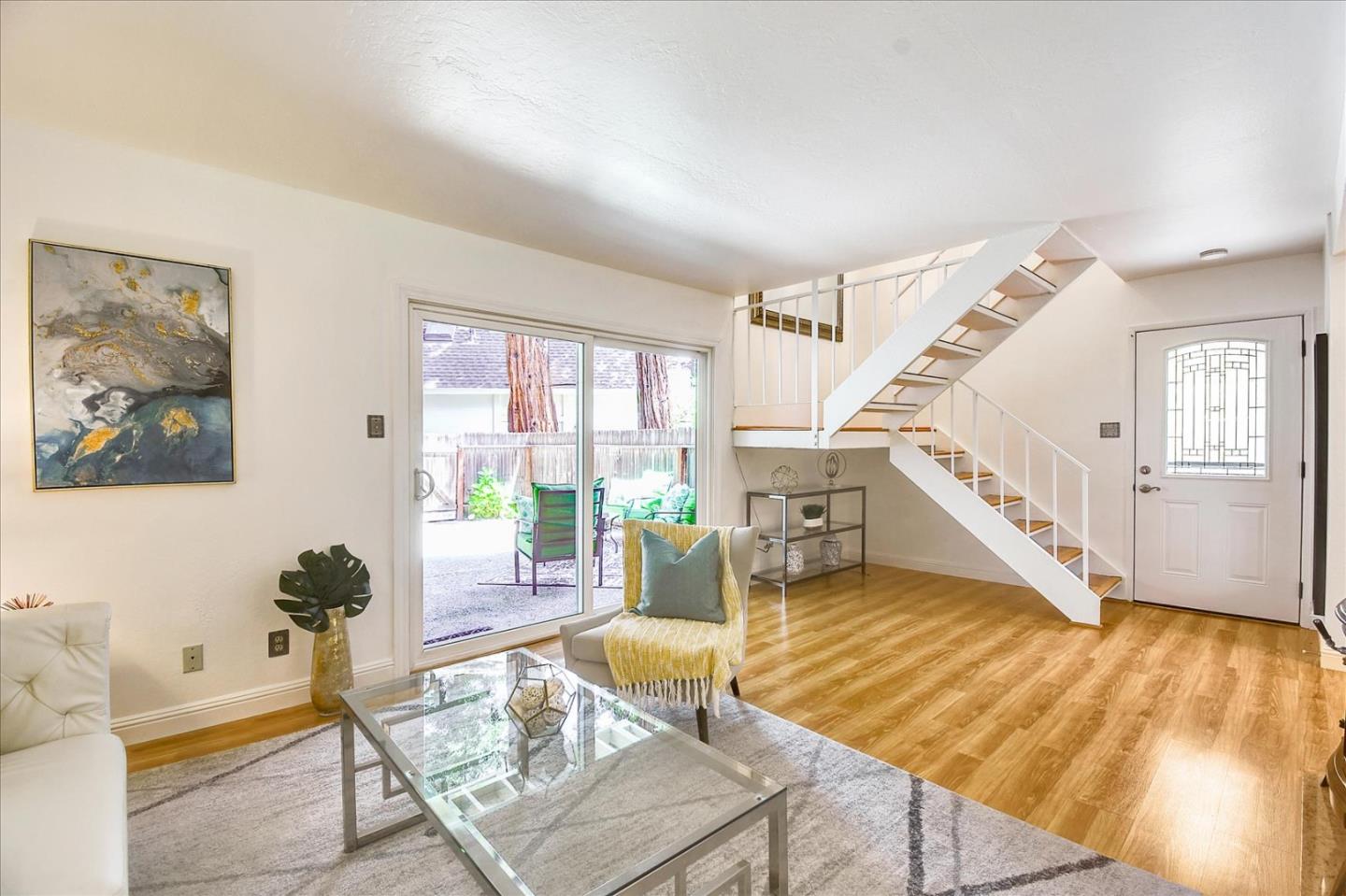 2522 West Middlefield Road Mountain View, CA 94043 - Photo 10 of 30 Gallery Image 10