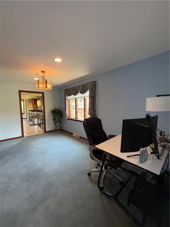 293 Spring Run Road Crescent, PA 15046 - Photo 11 of 41
