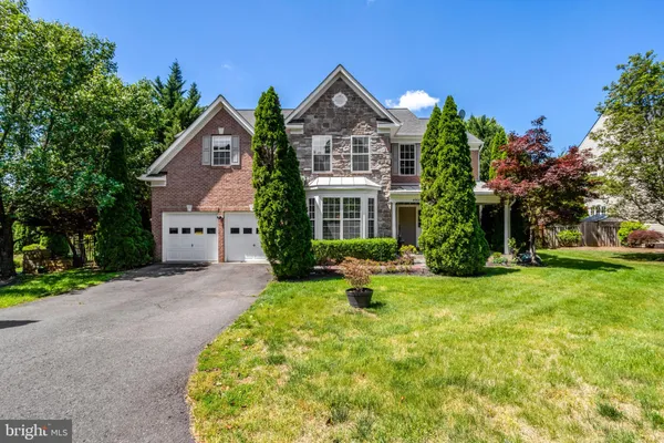 $6,500 | 4900 Sunset Lane, Annandale, VA 22003
