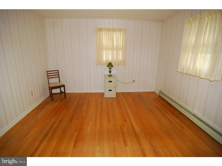 1431 Gregg Street Reading, PA 19607 - Photo 8 of 17 Bedroom - Main
