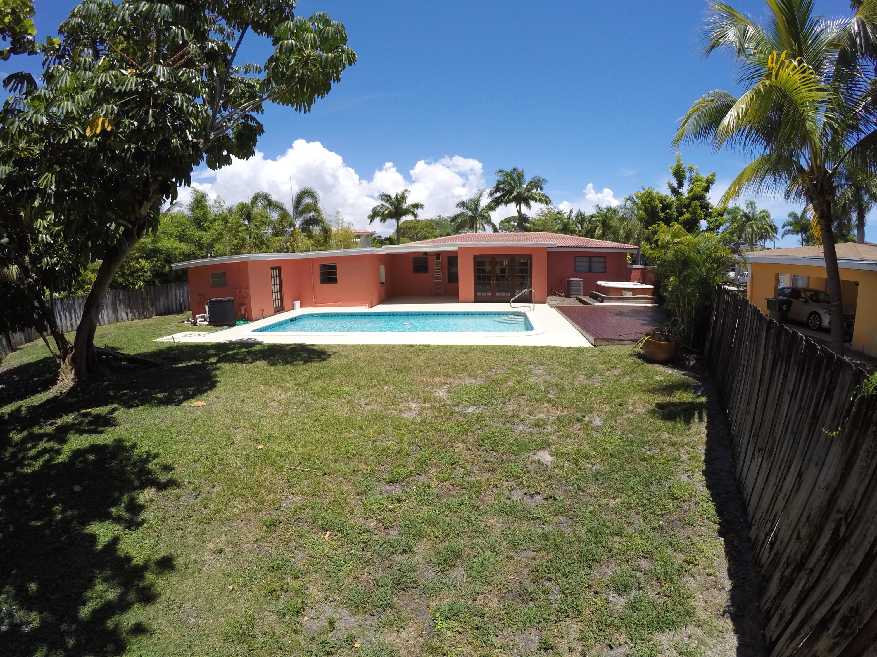 422 Northeast 3rd Street Boca Raton, FL 33432 - Photo 3 of 18 2016-07-08 12.43.37
