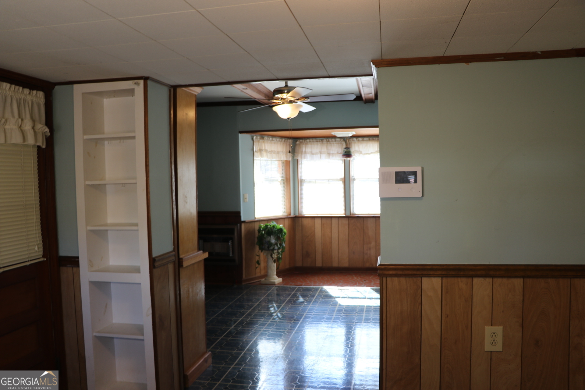 6797 Highway 114 Lyerly, GA 30730 - Photo 25 of 56 a view of entryway with wooden floor