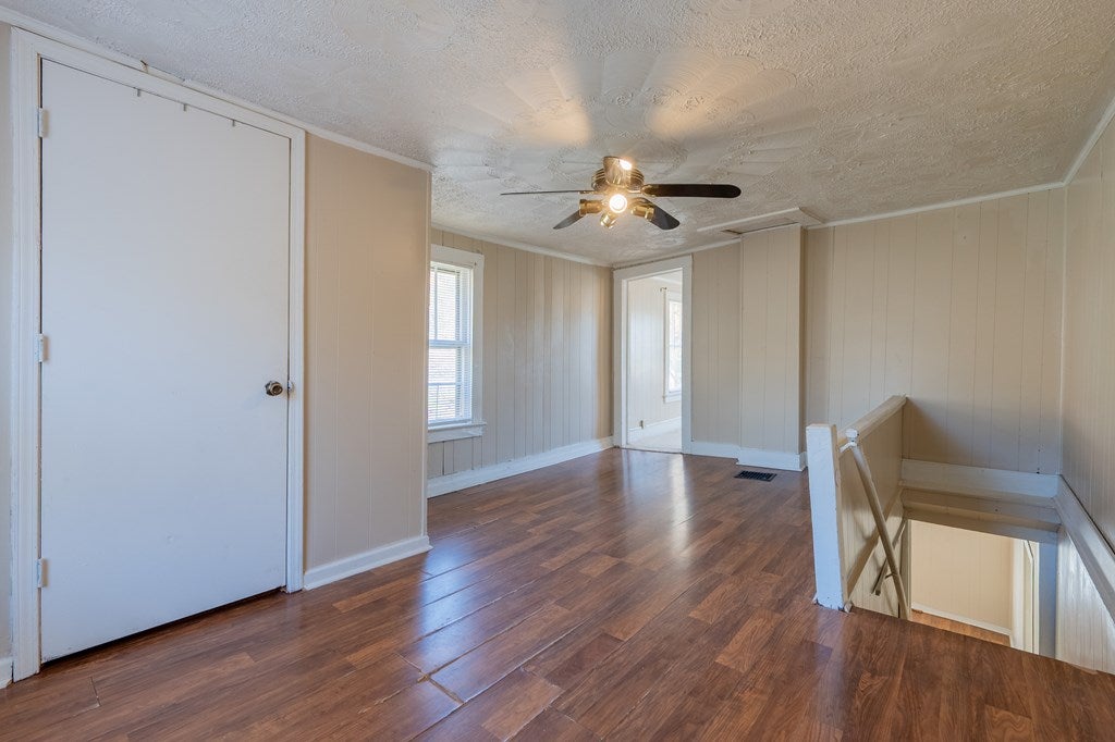 4033 Brookmont Road Pulaski, VA 24301 - Photo 24 of 58 Gallery Image 24