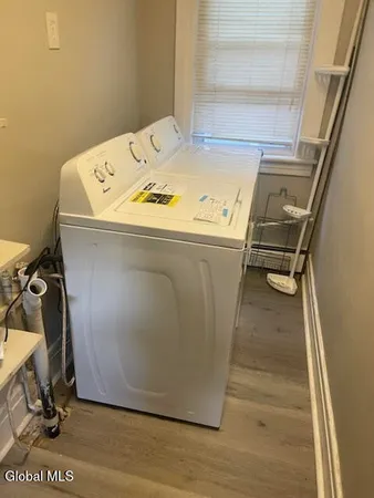 $1,695 | 664 Myrtle Avenue, Unit 2, Albany, NY 12208