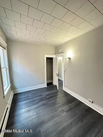 $1,695 | 664 Myrtle Avenue, Unit 2, Albany, NY 12208