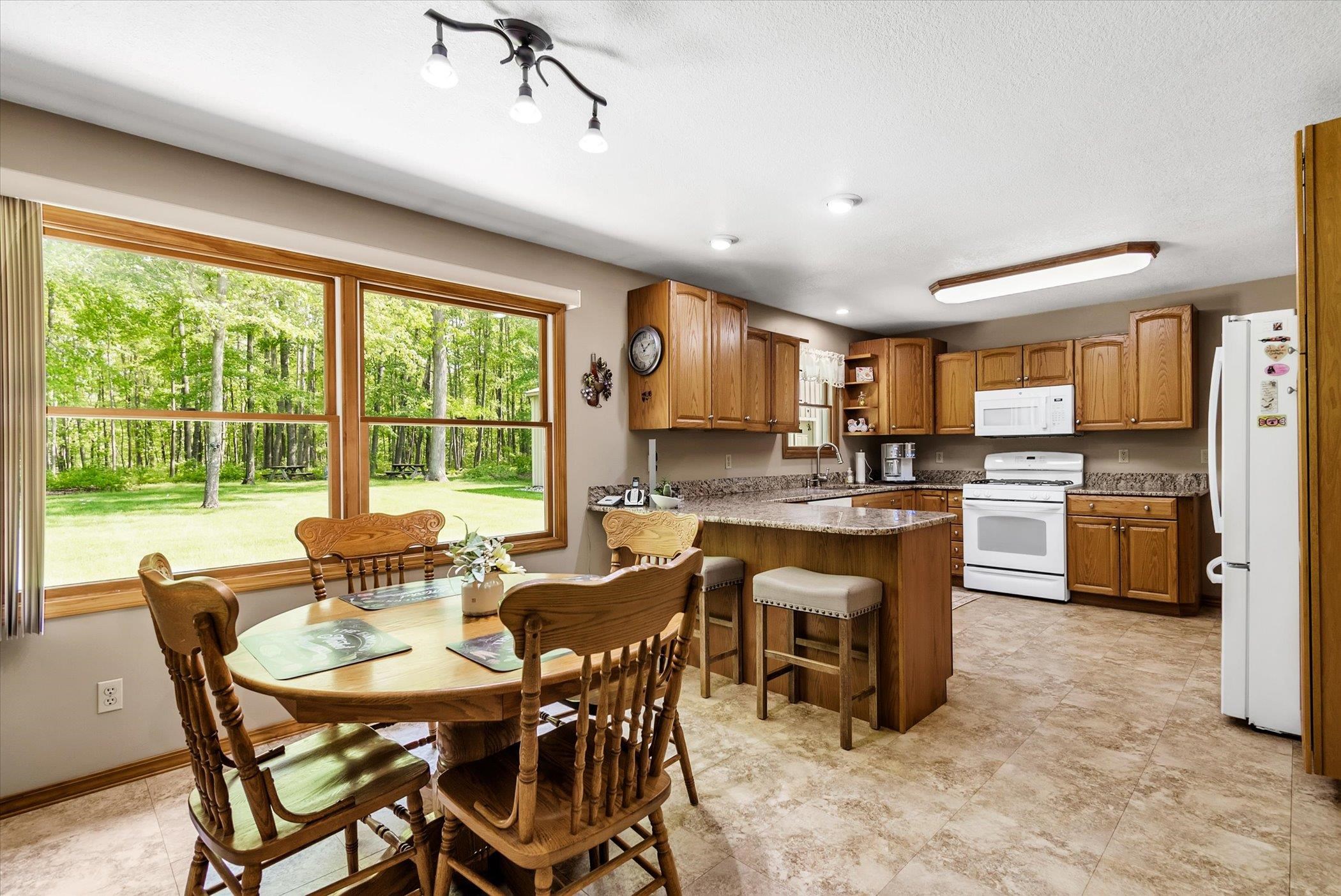7474 Ashard Road Lake, MI 48632 - Photo 8 of 46 1901272-7.JPG