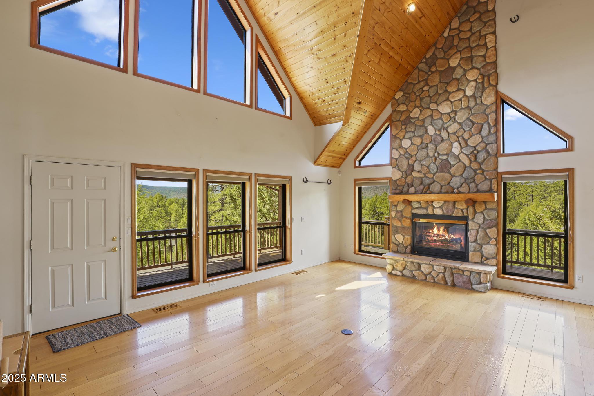 5555 Solitude Trail Loop Pine, AZ 85544 - Photo 17 of 41 1E0A5373