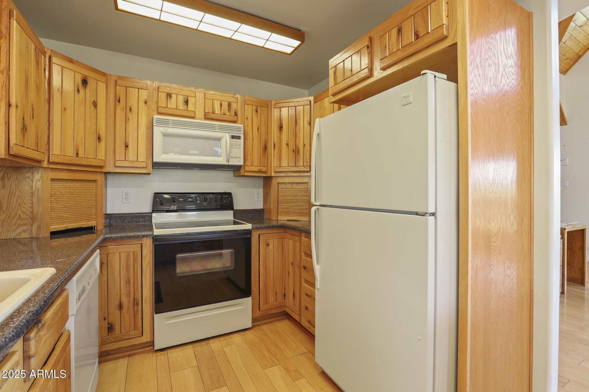 5555 Solitude Trail Loop Pine, AZ 85544 - Photo 21 of 41 1E0A5406