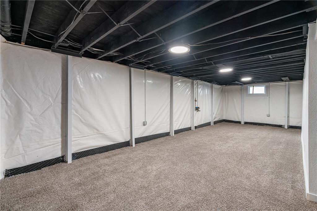 2400 South Crescent Avenue Independence, MO 64052 - Photo 26 of 37