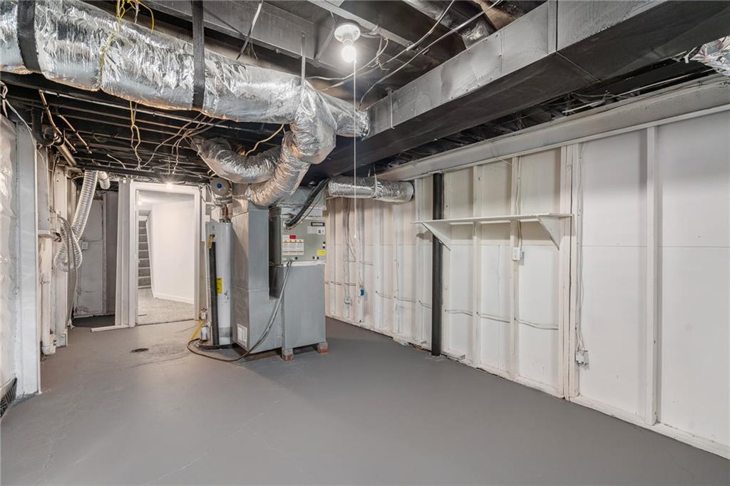 2400 South Crescent Avenue Independence, MO 64052 - Photo 30 of 37