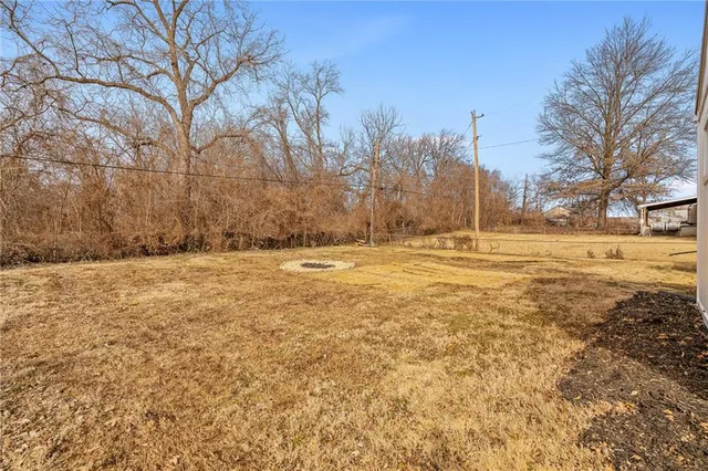 $222,000 | 2400 South Crescent Avenue, Independence, MO 64052