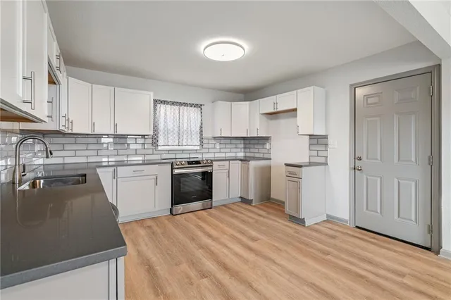 $222,000 | 2400 South Crescent Avenue, Independence, MO 64052