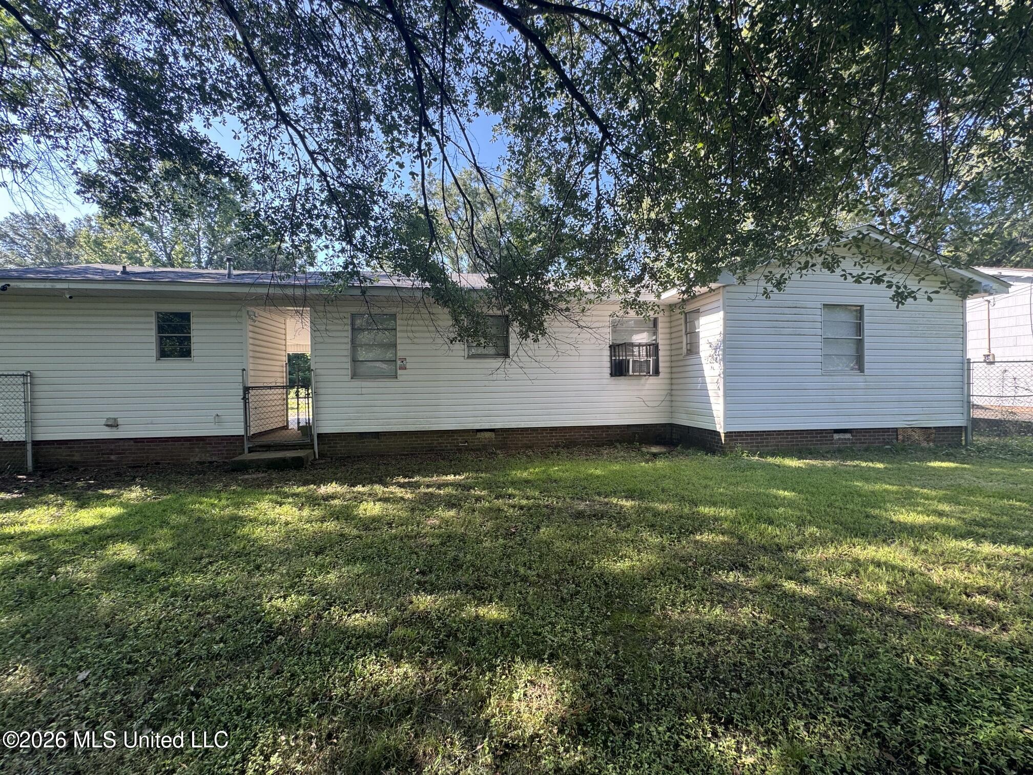 1044 Cooper Road Jackson, MS 39212 - Photo 18 of 18 IMG_9179