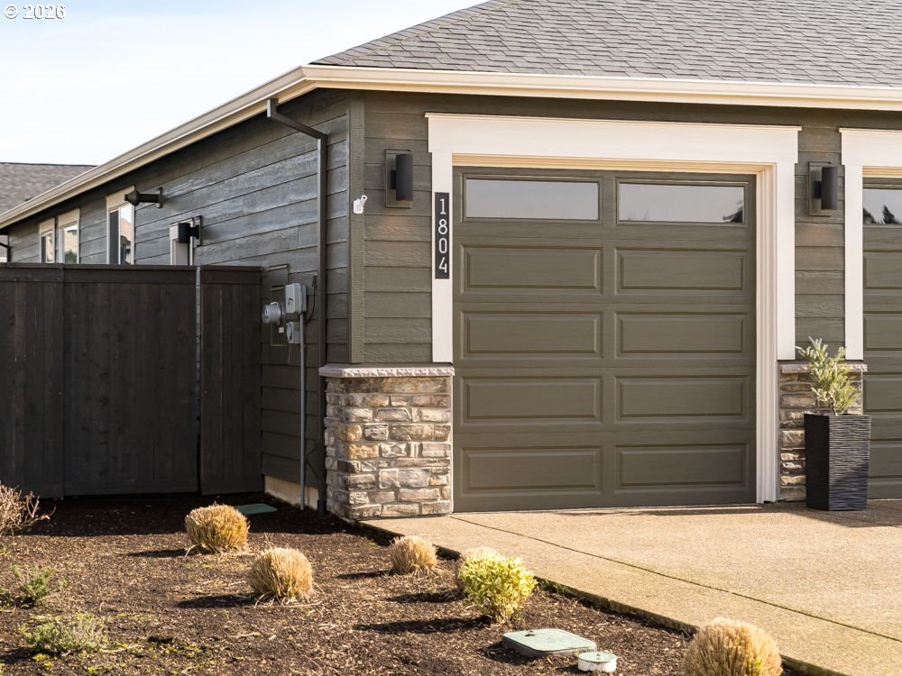 1804 South Locust Street Canby, OR 97013 - Photo 4 of 36