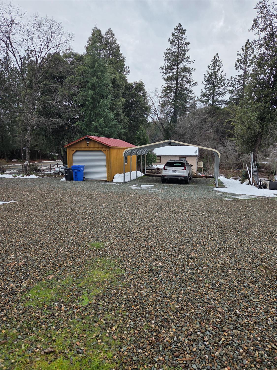 616 Ridge Road Mokelumne Hill, CA 95245 - Photo 4 of 5 a house view with a backyard space