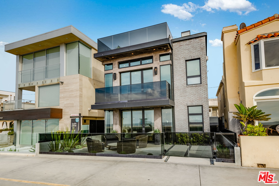 1534 The Strand Hermosa Beach, CA 90254 - Photo 1 of 30