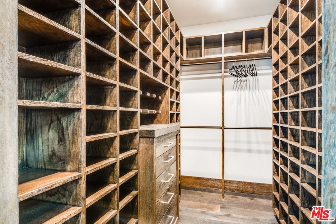 1534 The Strand Hermosa Beach, CA 90254 - Photo 16 of 30