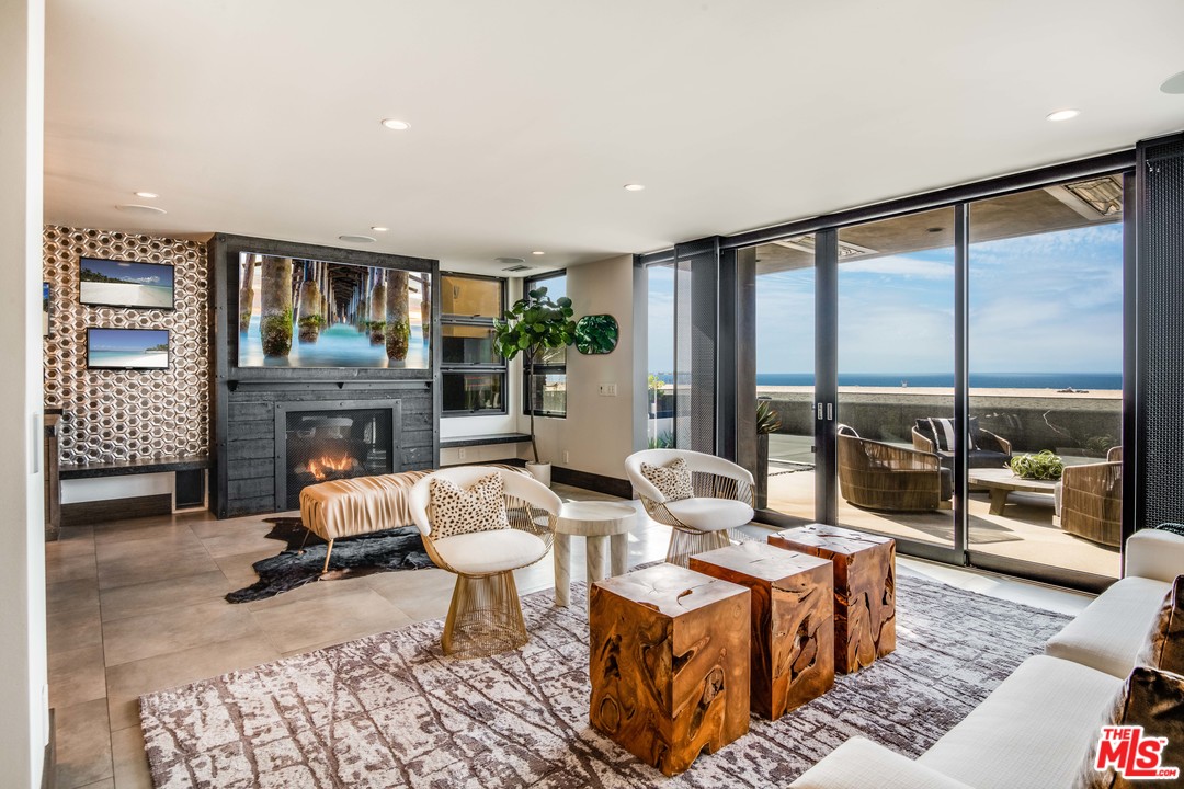 1534 The Strand Hermosa Beach, CA 90254 - Photo 3 of 30