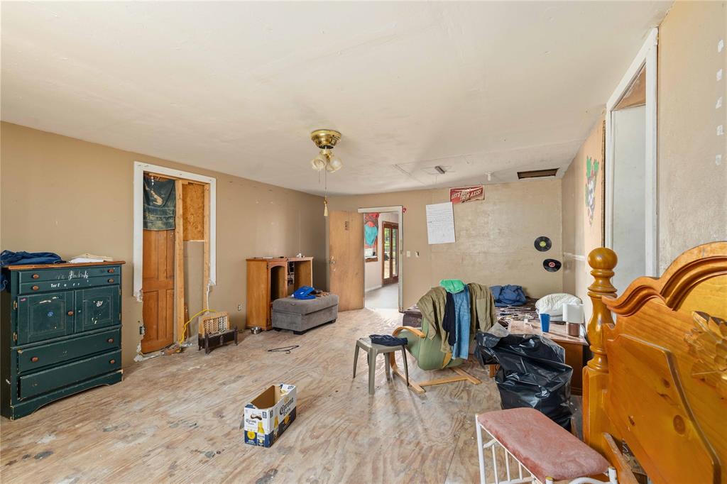 402 East Sherman Mullin, TX 76864 - Photo 7 of 29