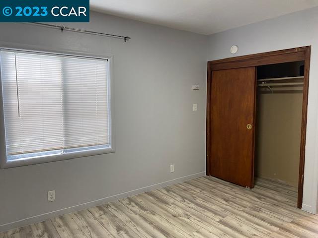 514 Talbot Avenue, Unit 514B Albany, CA 94706 - Photo 6 of 12 a view of an empty room with a window