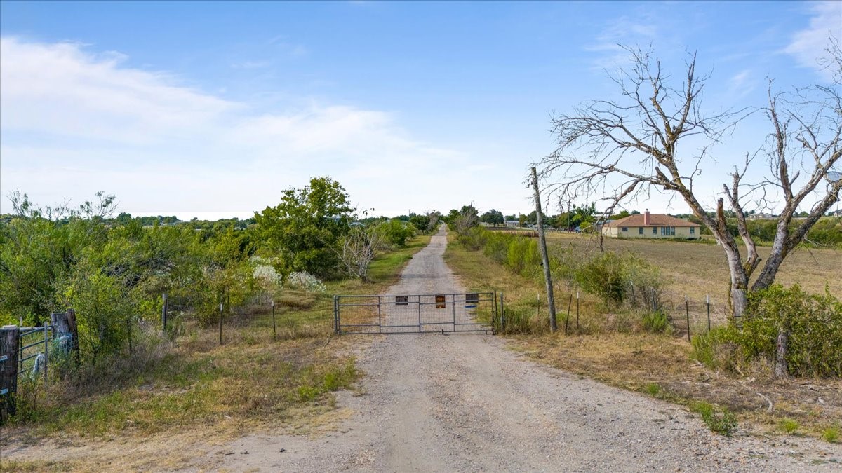 14734 Bois-D-Arc Road Manor, TX 78653 - Photo 6 of 34 14734 Bois D Arc Rd, Manor, TX 78653
