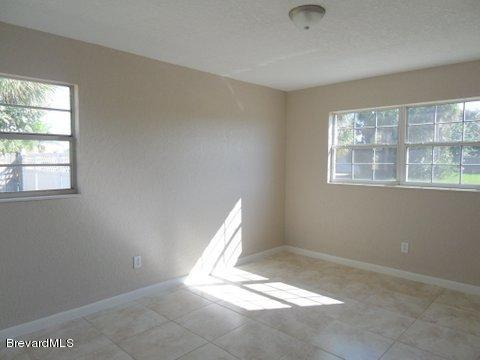 2305 Shell Avenue Indialantic, FL 32903 - Photo 14 of 20 shell guest bed 2
