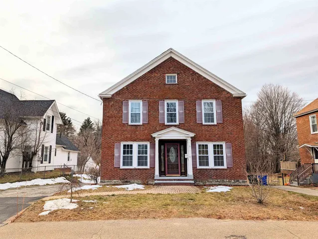 $499,900 | 52 Mammoth Road, Manchester, NH 03109