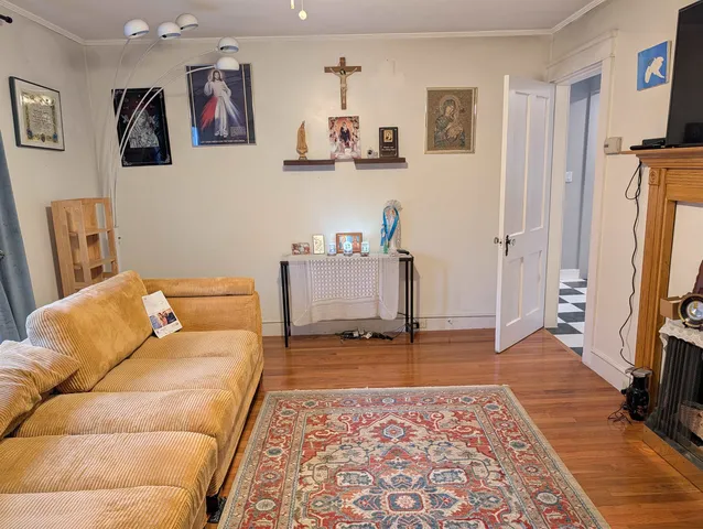 $479,900 | 52 Mammoth Road, Manchester, NH 03109