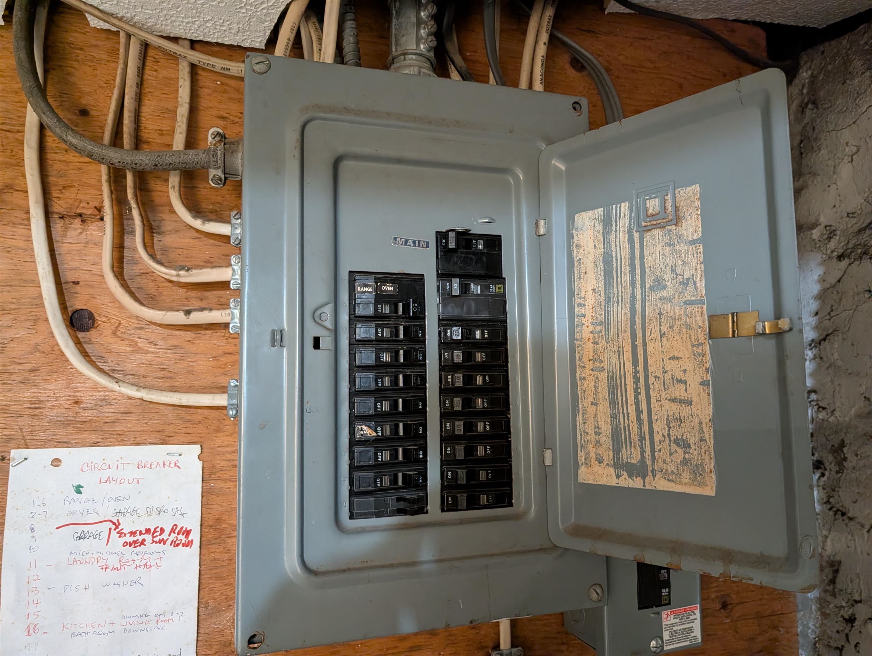 52 Mammoth Road Manchester, NH 03109 - Photo 22 of 27