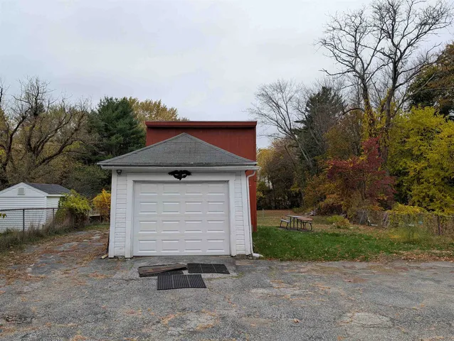 $499,900 | 52 Mammoth Road, Manchester, NH 03109