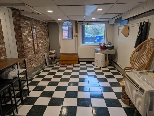 $479,900 | 52 Mammoth Road, Manchester, NH 03109