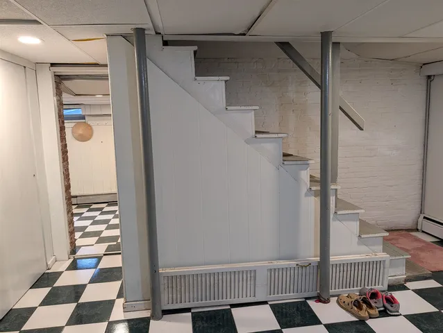 $479,900 | 52 Mammoth Road, Manchester, NH 03109