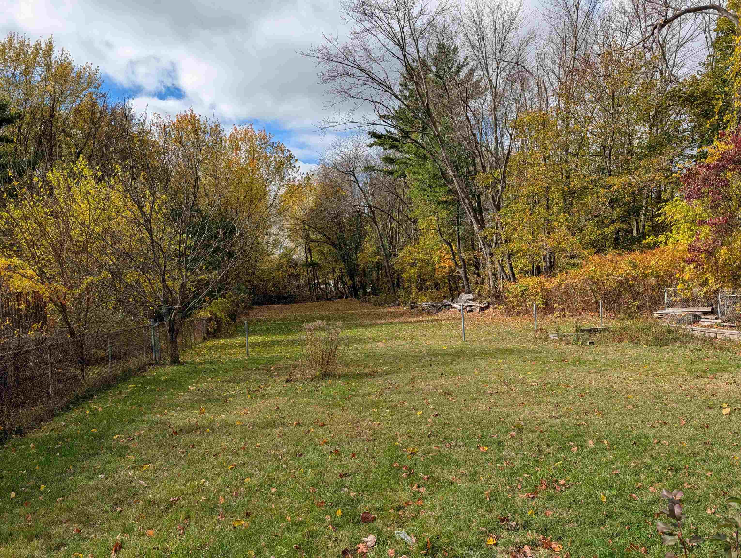 52 Mammoth Road Manchester, NH 03109 - Photo 25 of 27