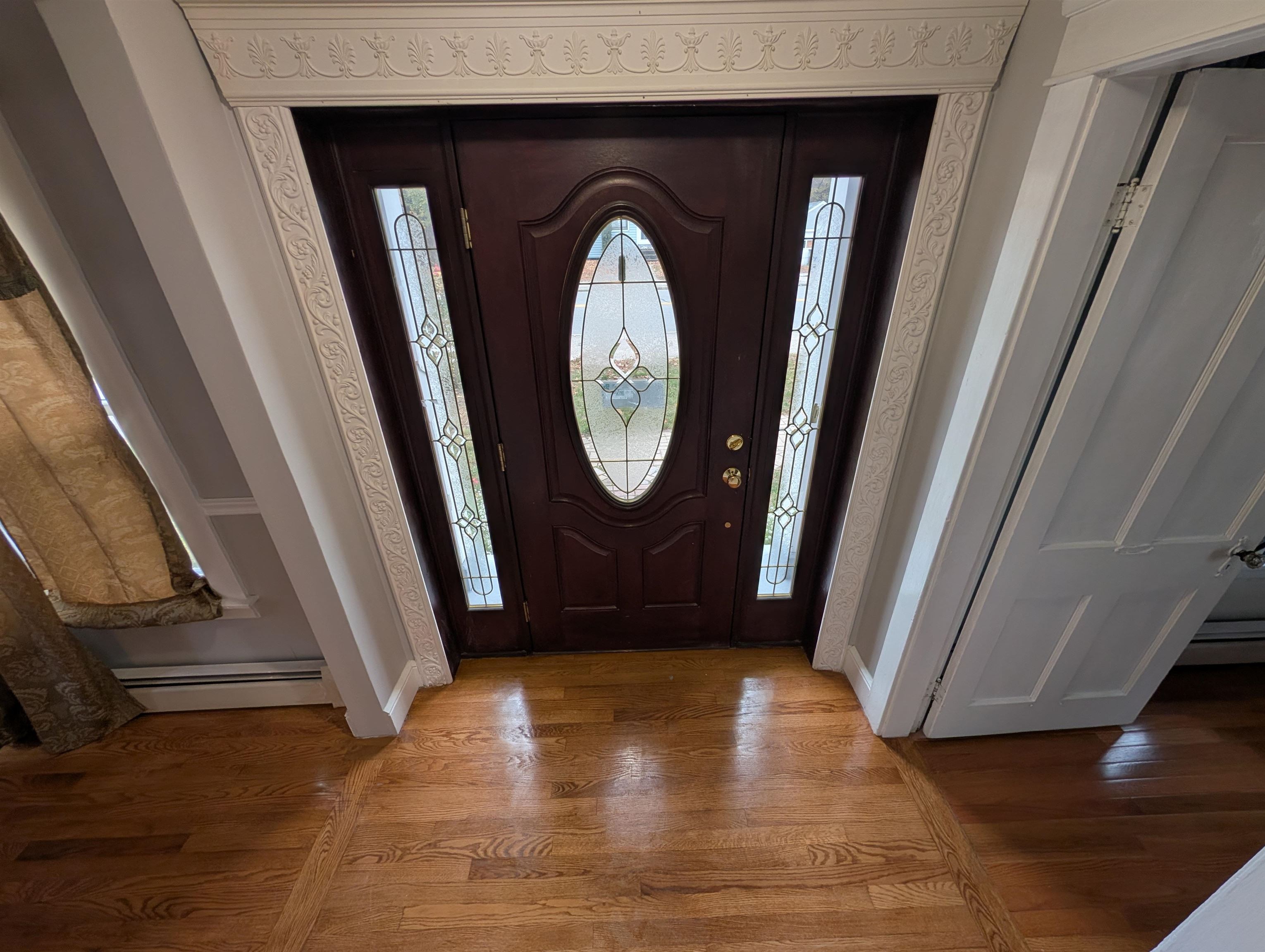 52 Mammoth Road Manchester, NH 03109 - Photo 4 of 27