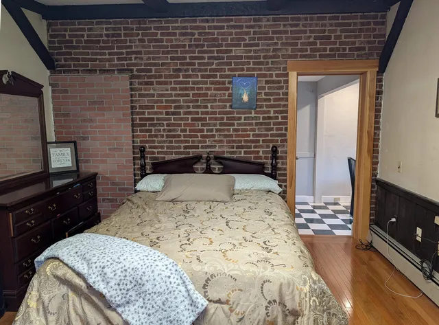 $499,900 | 52 Mammoth Road, Manchester, NH 03109