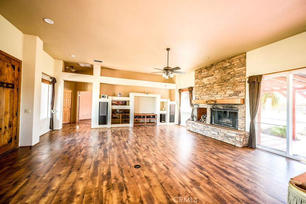 19217 Idaleona Road Perris, CA 92570 - Photo 10 of 38 Gallery Image 10