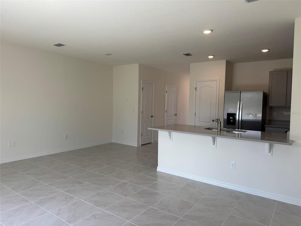 2151 Longleaf Road Davenport, FL 33837 - Photo 6 of 30