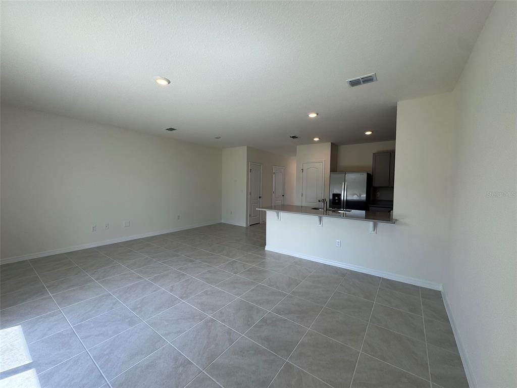 2151 Longleaf Road Davenport, FL 33837 - Photo 7 of 30