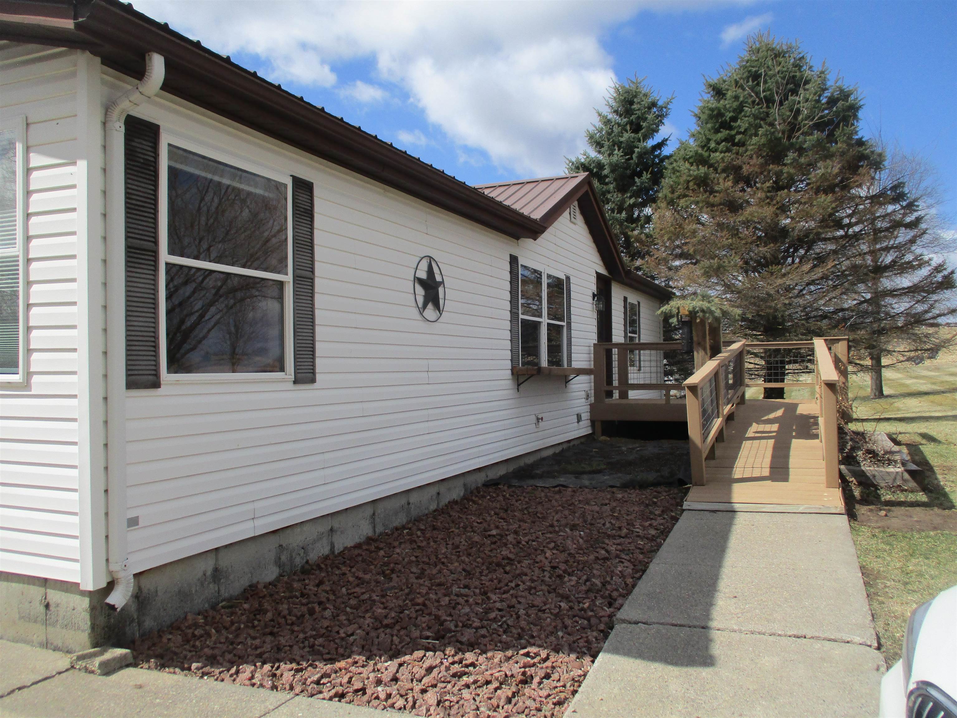 S7304 Sandusky Road Hillpoint, WI 53937 - Photo 8 of 88