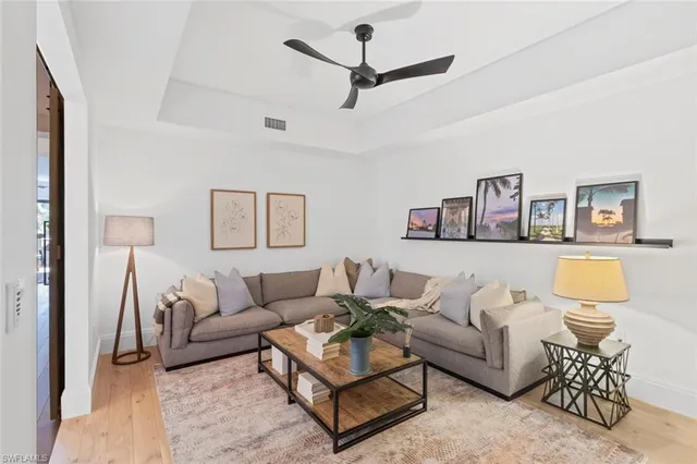 $2,890,000 | 1135 3rd Avenue South, Unit 302, Naples, FL 34102