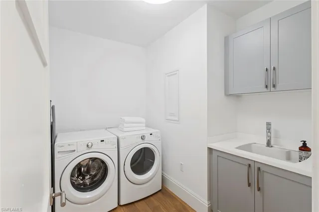 $2,890,000 | 1135 3rd Avenue South, Unit 302, Naples, FL 34102