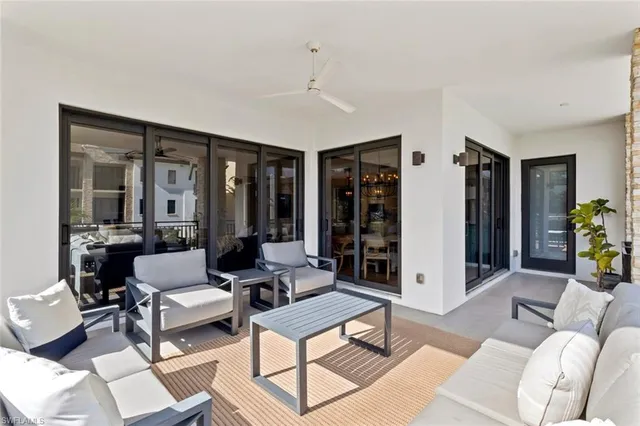 $2,890,000 | 1135 3rd Avenue South, Unit 302, Naples, FL 34102