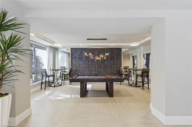 $2,890,000 | 1135 3rd Avenue South, Unit 302, Naples, FL 34102