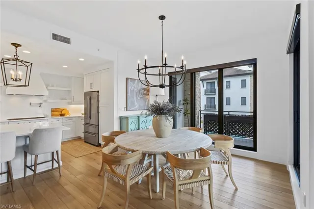 $2,890,000 | 1135 3rd Avenue South, Unit 302, Naples, FL 34102