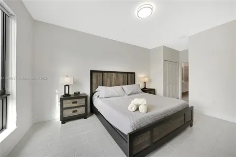 $3,300 | 8167 Northwest 41st Street, Unit E203, Doral, FL 33166