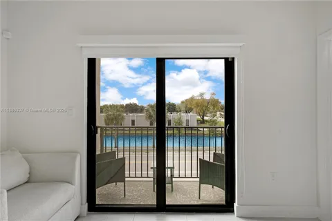 $3,300 | 8167 Northwest 41st Street, Unit E203, Doral, FL 33166