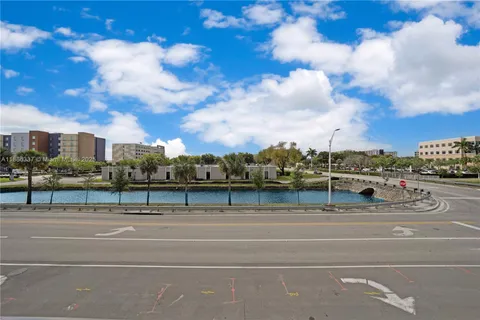 $3,300 | 8167 Northwest 41st Street, Unit E203, Doral, FL 33166