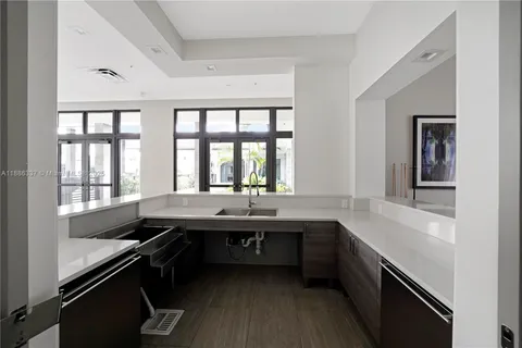 $3,300 | 8167 Northwest 41st Street, Unit E203, Doral, FL 33166