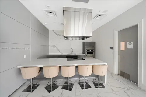 $3,300 | 8167 Northwest 41st Street, Unit E203, Doral, FL 33166