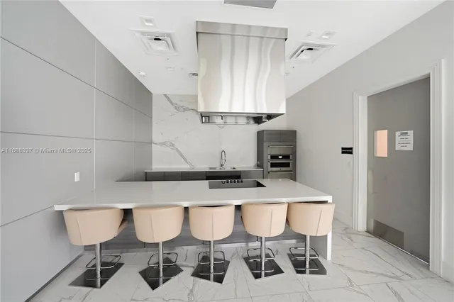 $3,300 | 8167 Northwest 41st Street, Unit E203, Doral, FL 33166